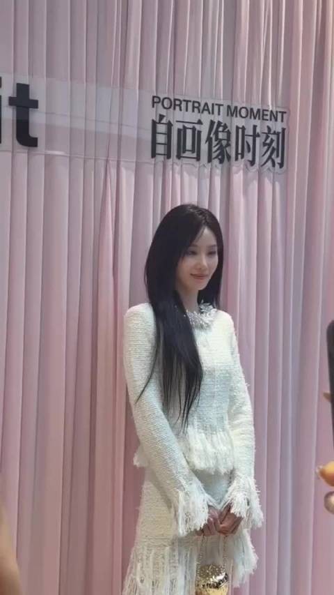 刘诗诗也太美了叭 ,怎么可以这么好看呐,刘诗诗绝美时刻!