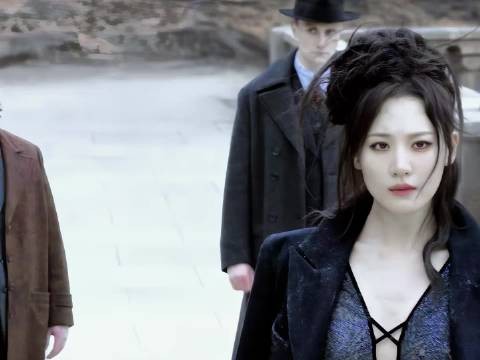 “ 渴望被爱的纳吉尼,被斩于罗赫相拥前 ”
