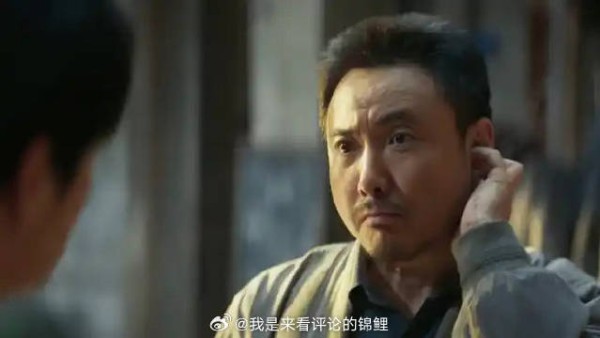 沈腾撒谎就爱捋头发 被儿子发现破绽,下秒举动贼逗
