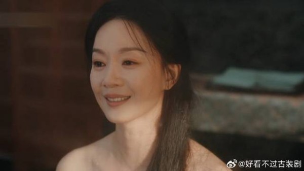 干娘的身上全是伤疤，荣善宝眼底有泪很心疼！