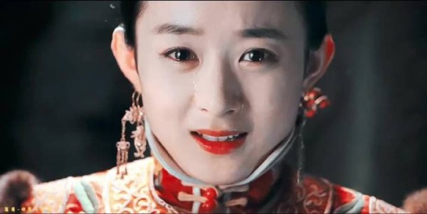 赵丽颖古早角色琉璃出圈,一颦一笑藏着狠劲,活脱脱晋江疯批女主