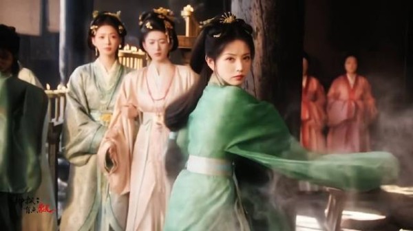 笑跪了哈哈哈哈，魏娆一鼎砸头战斗力杠杠的，我们小猫咪就这样挑起了战斗！