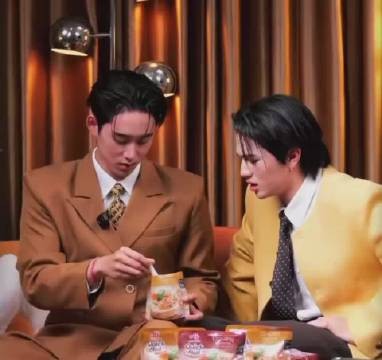 威廉鲨鱼这样吃粥，不想跟别人一样