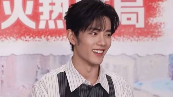 肖战被弟弟真挚发言打动眼眶泛红