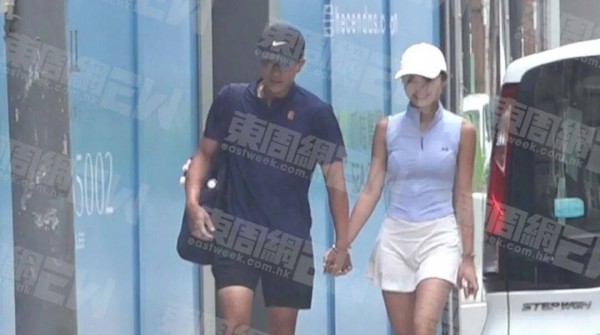 恭喜！香港男星刘恺威恋情曝光，承认与小20岁圈内女友恋爱，公开相识经过