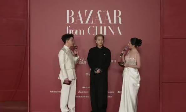 王嘉尔红毯发言称太商业不介绍了