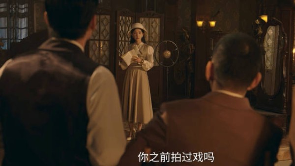 观众看乐子,内娱演员照镜子