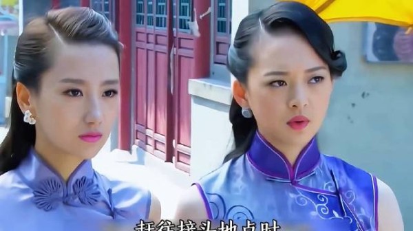 女特工去接头时，发现自己竟然被跟踪了