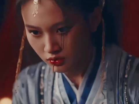 谁能想到，恢复记忆的她，疯起来谁也拦不住