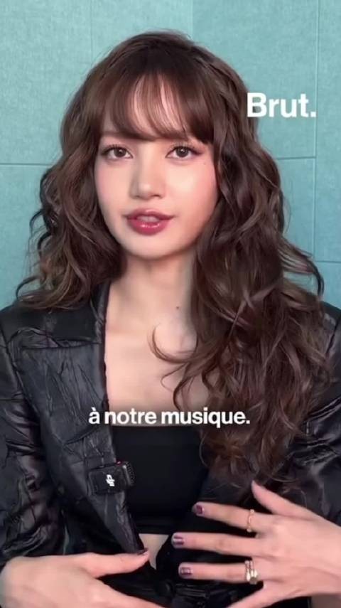 LISA接受Brut.采访 说泰语我爱你引关注