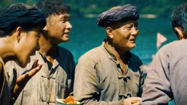 伟大的长征 红军给船夫做红烧肉,但自己只吃菜粥