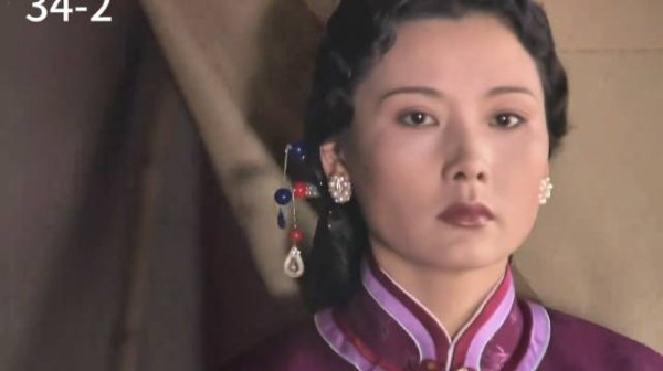 佩服二奶奶的远见,看的清楚杨九红的为人