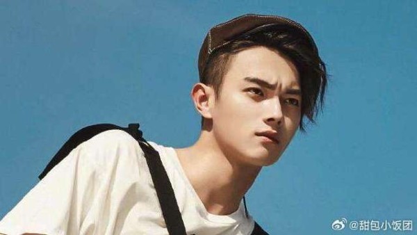 许凯想对粉丝说：谢谢你们！
