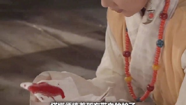 尘埃落定：傻少爷的情与成长，卓玛意难平，塔娜入心怀