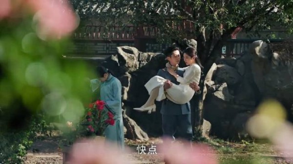 就虞五少这样没羞没臊秀恩爱的样子， 哪个女人遇到了能不上头