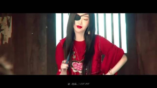 景甜新剧山顶击鼓八秒镜头引循环观看