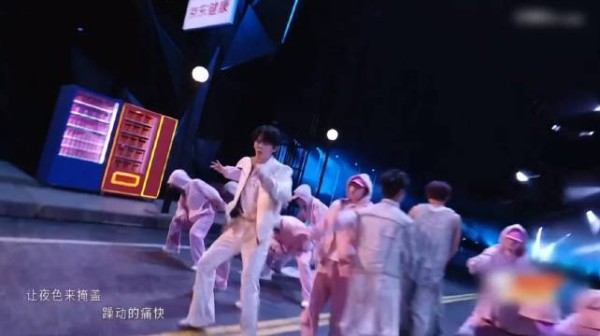 王赫野喊话歌手节目组 盼歌手2027看到他能唱能跳