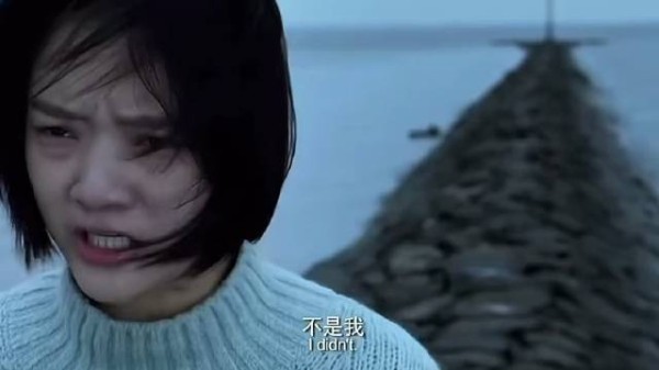易遥用死给霸凌者上宝贵一课，动手没动手都一样