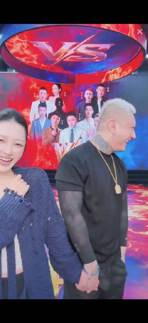 老葛撮合方丈与杜凤牵手成功