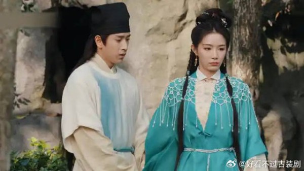 遇到这样温柔可人的姑娘,谁会相信她心肠狠毒呢?