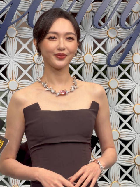 唐嫣亮相上海Tiffany高级珠宝展览活动