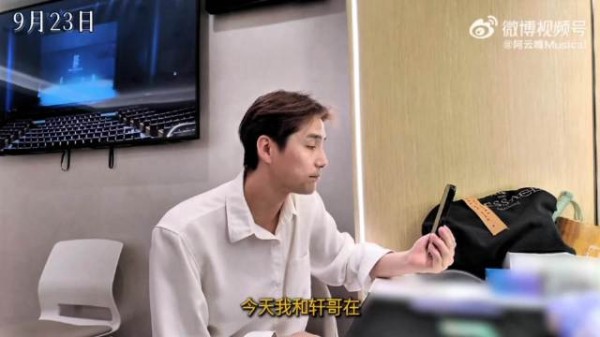 系列第十七弹,今天是——阿云嘎哥哥 往期回顾