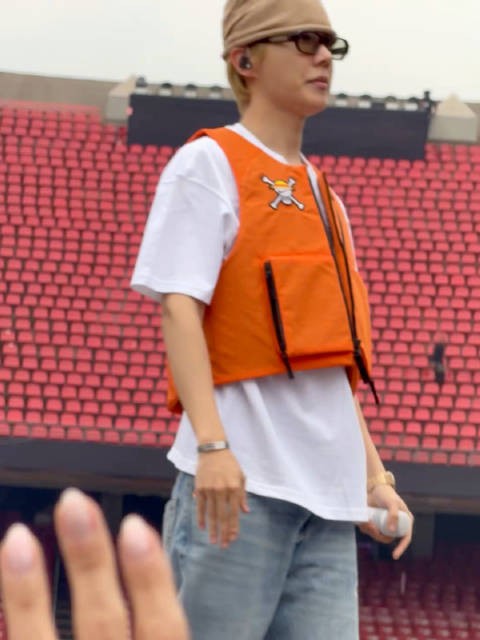 就宠他们吧哈哈哈哈 sorriarmy