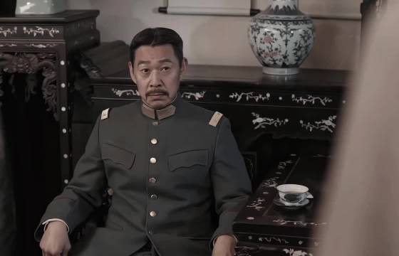 被父亲道德绑架逼联姻,他该如何选择
