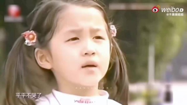 宋佳关晓彤同一年出道，国民闺女关晓彤四岁演戏