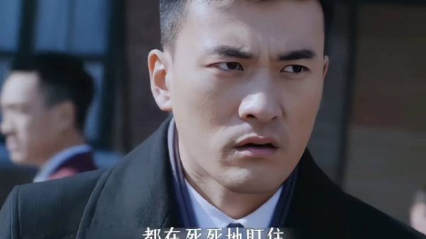 八路军女特工为了掩护队友撤退选择独自断后,最终弹尽粮绝牺牲,致敬