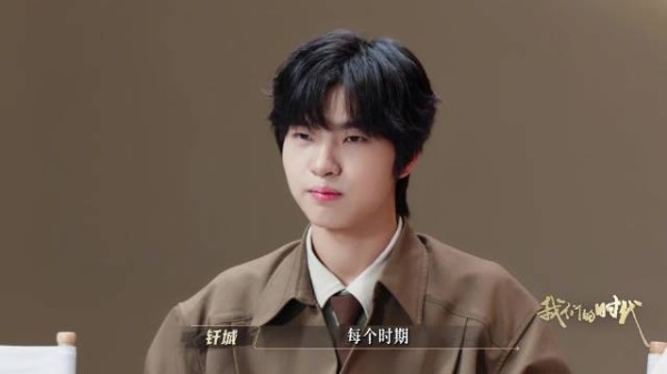 在这个不断催着你长大抗事的电竞世界,有人跟你说可以不要假装大人了