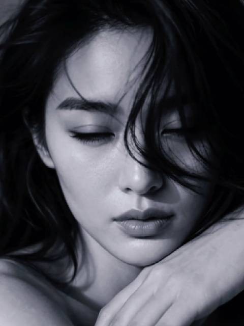 我的黑白情绪写真,之前发了一些私房写真,被和谐了
