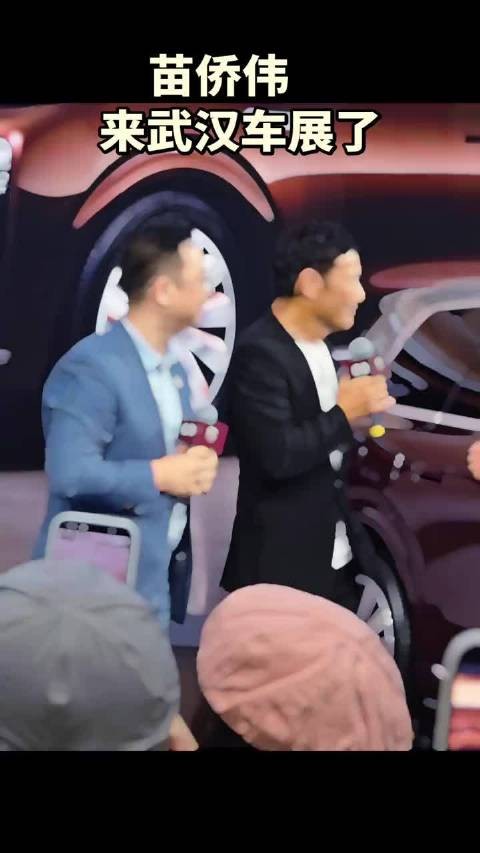 状态这么好,不拍戏简直暴殄天物! 转自:银河销冠 玲姐
